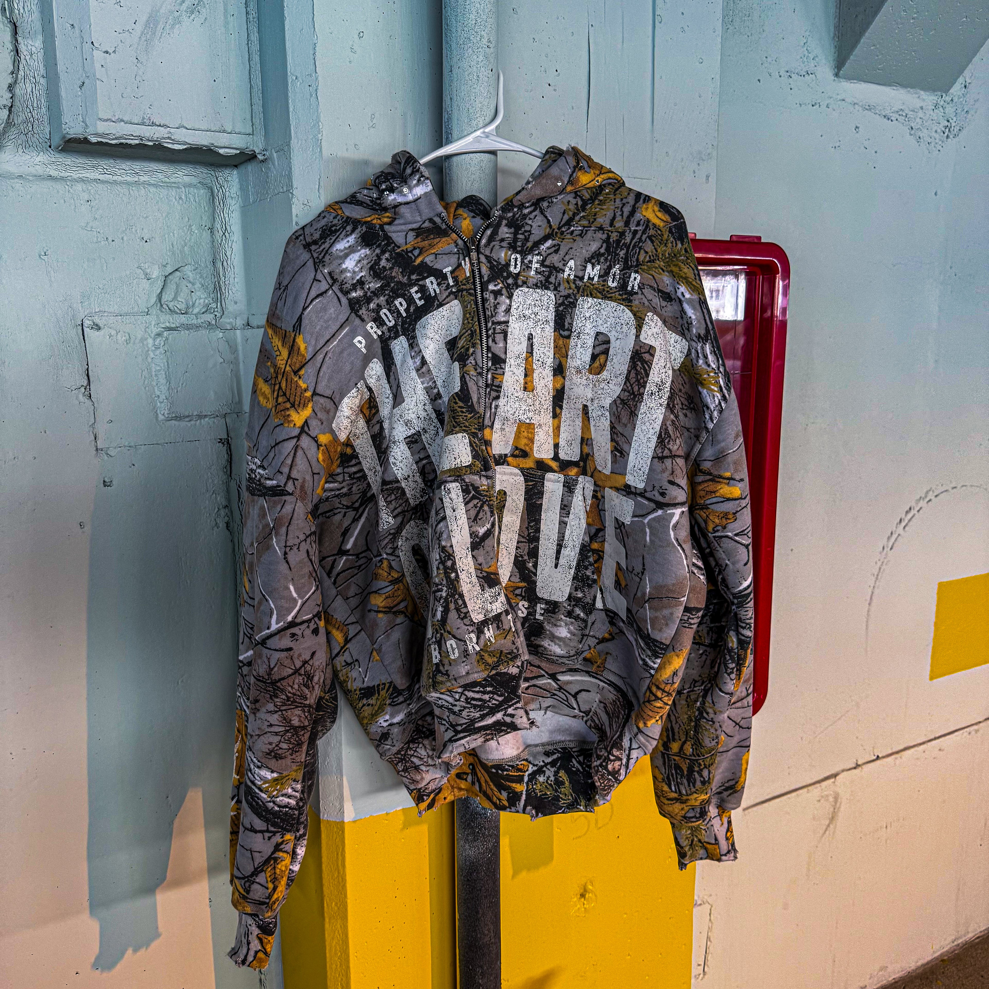 The art of love -Zip up